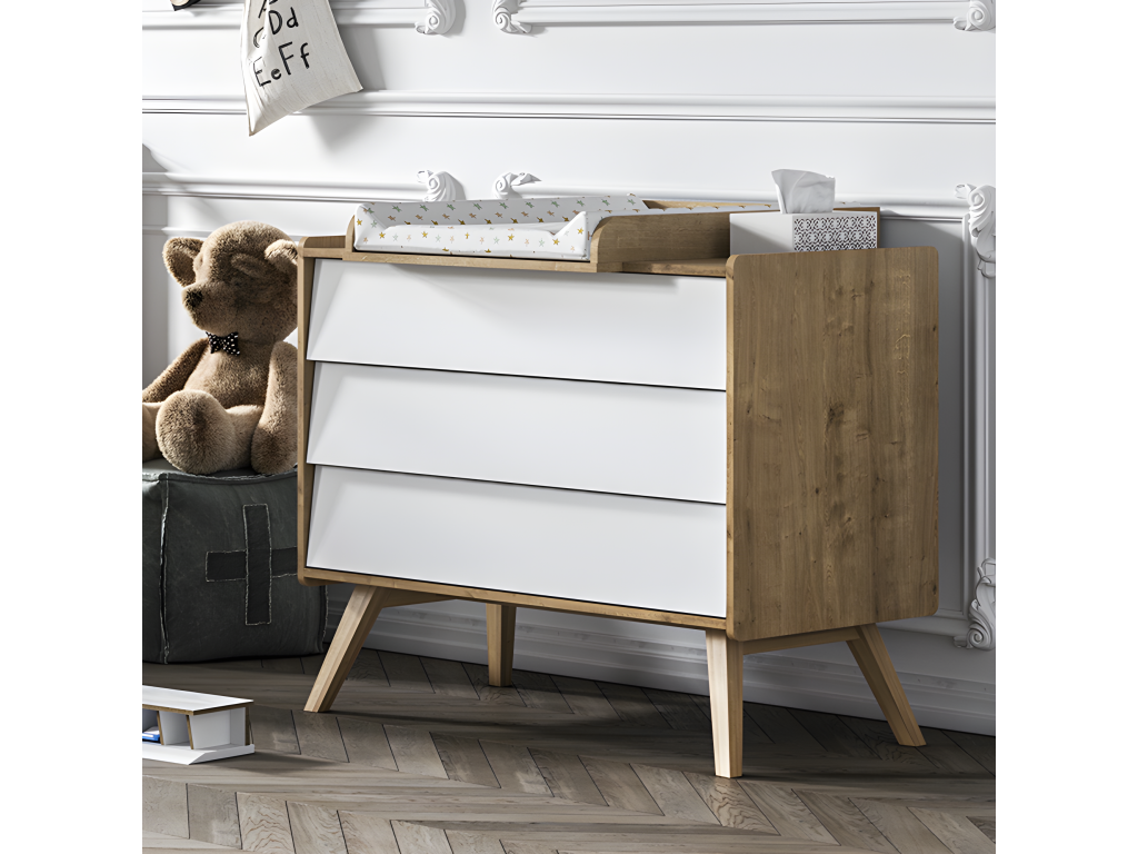 Vintage Mobenze White 3-Drawer Chest TPVO90610